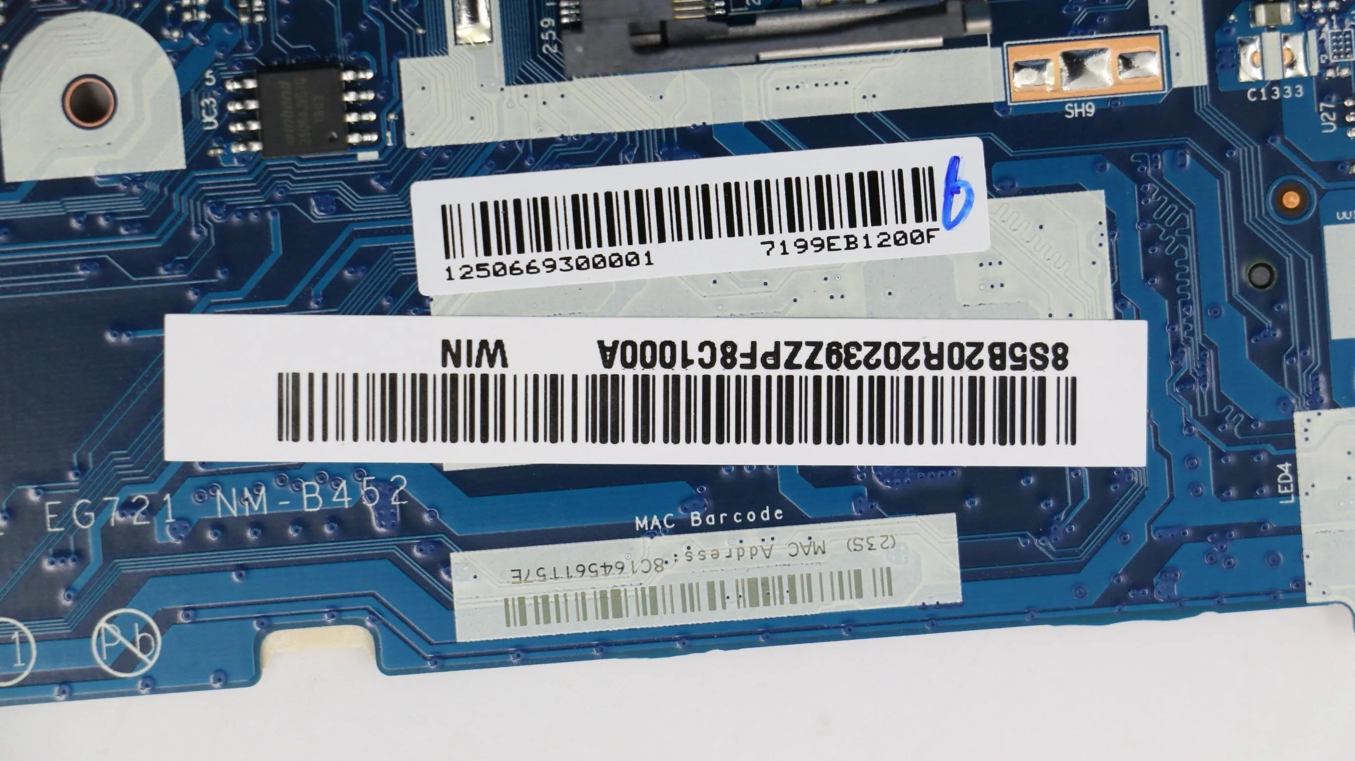 SN NM-B452 FRU PN 5B20P99222 CPU I78550U Model kompatibilný EG521 522 721 EZ511 ideapad 320-15IKB notebook základnej doske počítača