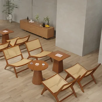 Kaviareň dizajnér stôl a stoličky zmes mlieka čaj obchod rekreačné oblasti obchodného rokovania stoličky